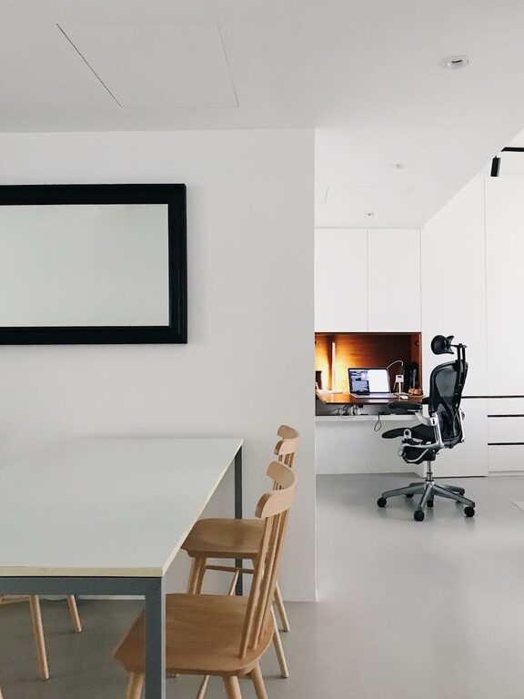 Tips for Creating a Cozy and Functional Home Office Space